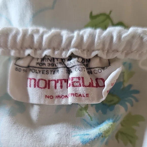 Floral Patterned Fabric - Picture 5 of 5